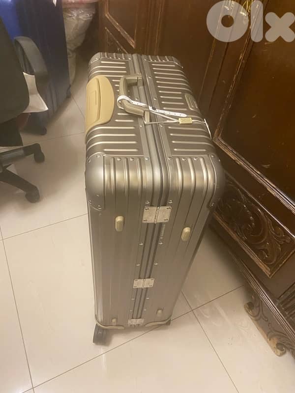 rimowa luggage 1