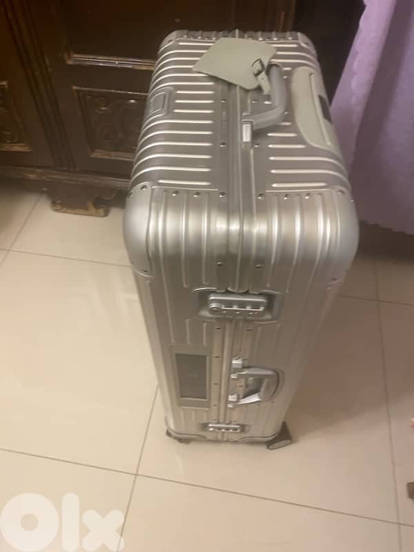 rimowa lugguage 0