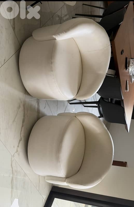 2 sofas and 2 armchairs 1