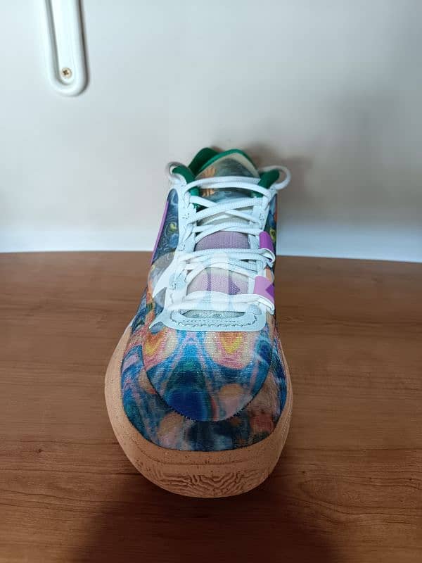 original kyrie 8 size 48.5 1