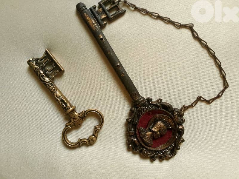 مفتاح انتيك 4