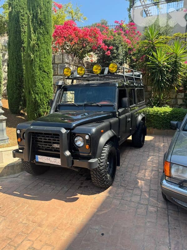 Land Rover Defender 2007 0