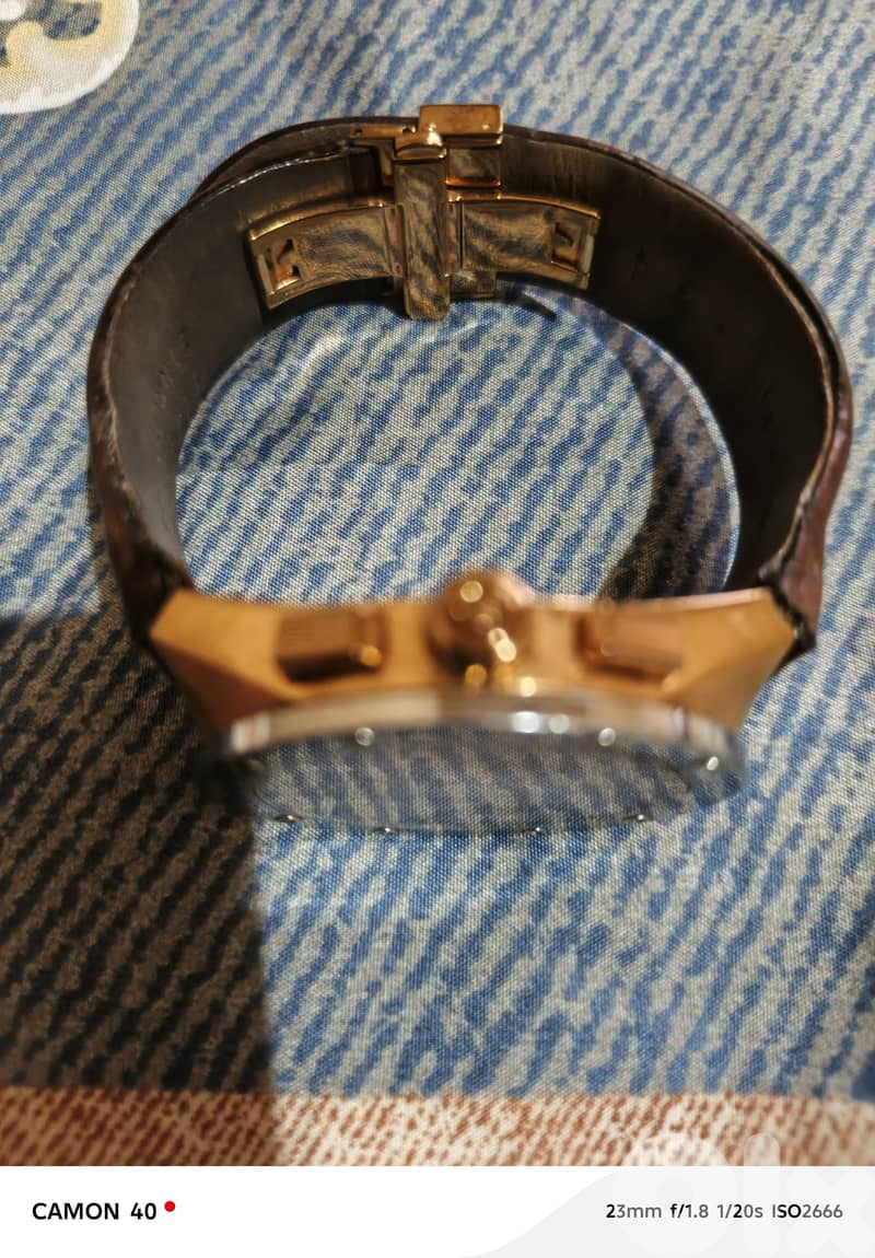 Bracelet à changé et nettoyage de la vitre intérieur 5