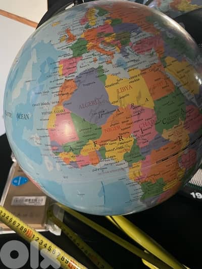 Medium Sized Globe Model