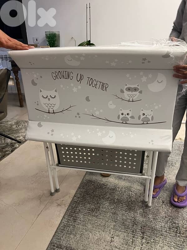bath tub + change 0