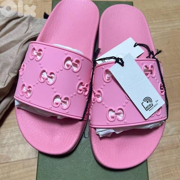 GUCCI SLIDES SIZE 36 6