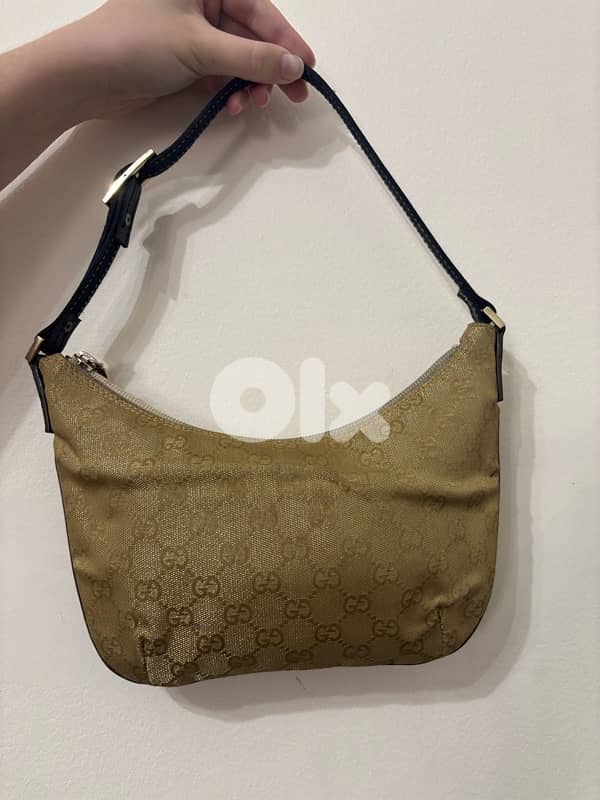 GUCCI SHOULDER BAG 2