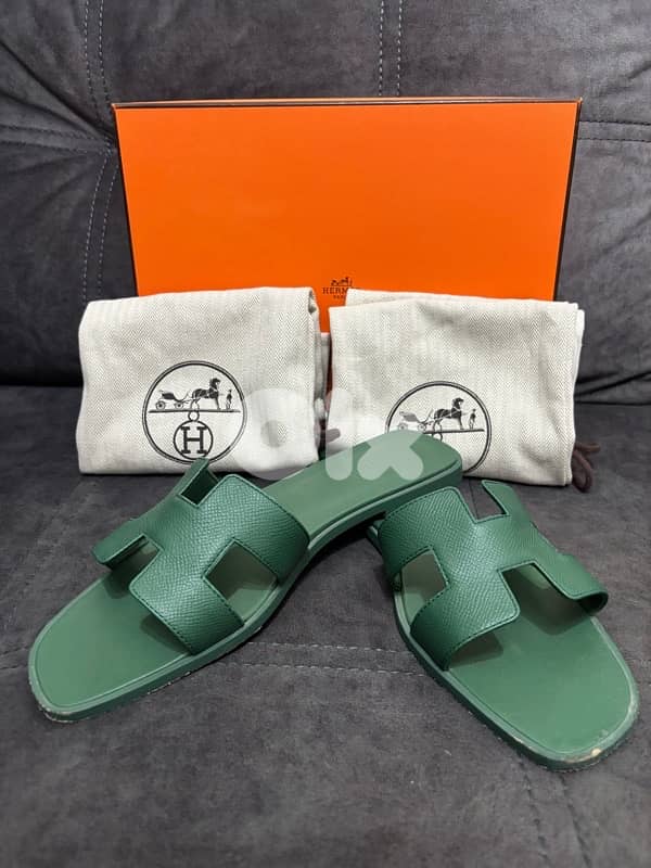 HERMES ORANGE SANDALS SIZE 41 0