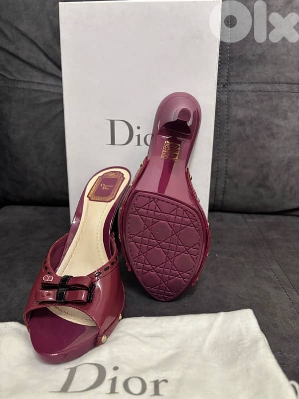 CHRISTIAN DIOR PUMPS SIZE 39.5 1