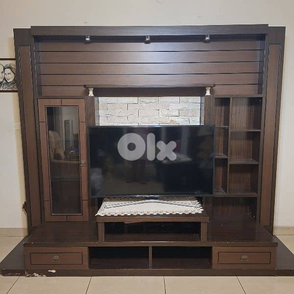 wooden TV unit with stone decoration 2