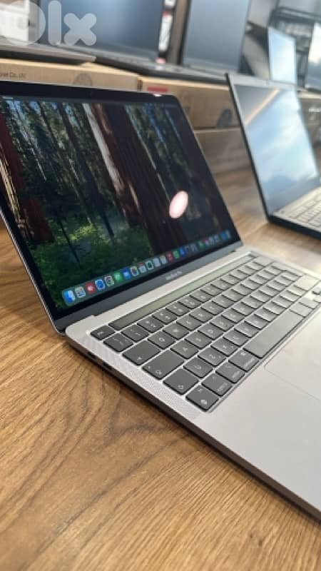 Macbook Pro M1 as New 1