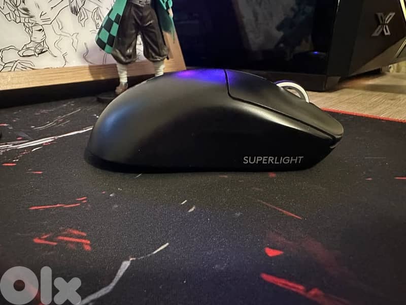 Logitech Gpro X Superlight Wireless Mouse (With brand new custom skate 0