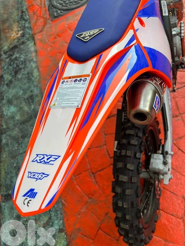 Apollo RXF 200 cc 0 km 4