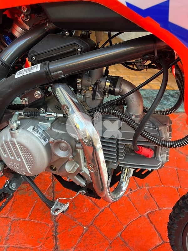 Apollo RXF 200 cc 0 km 6