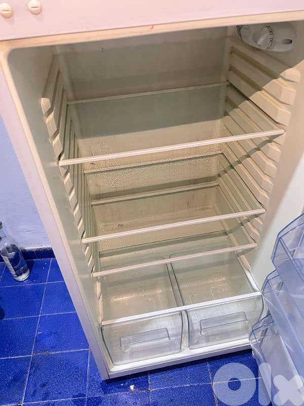 refrigerator  hisense 2