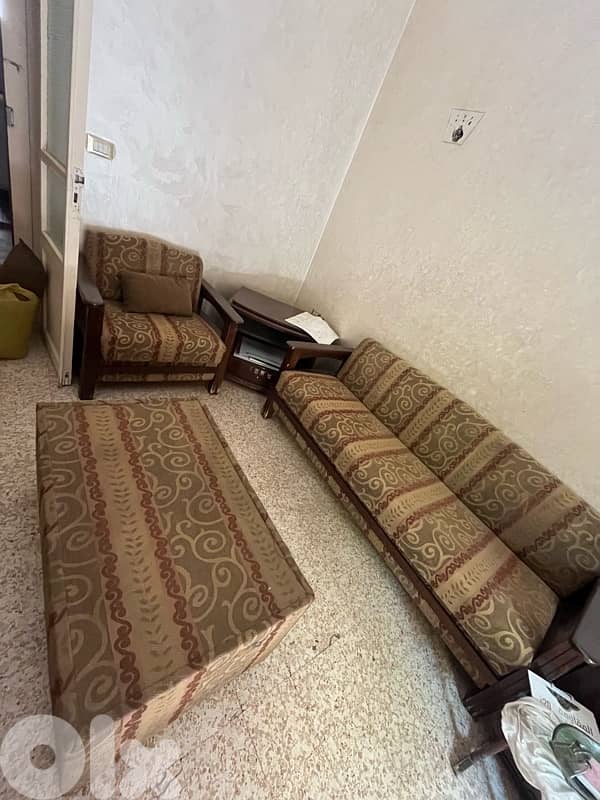 غرفة جلوس للبيع 1