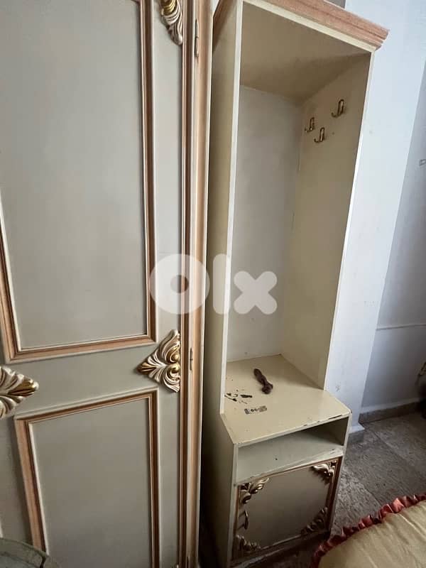 غرفة نوم مستعملة للبيع 3