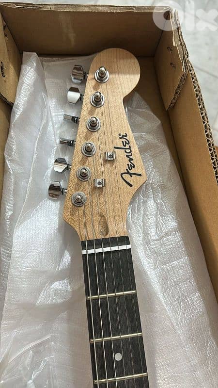 guitar electric new in box 1