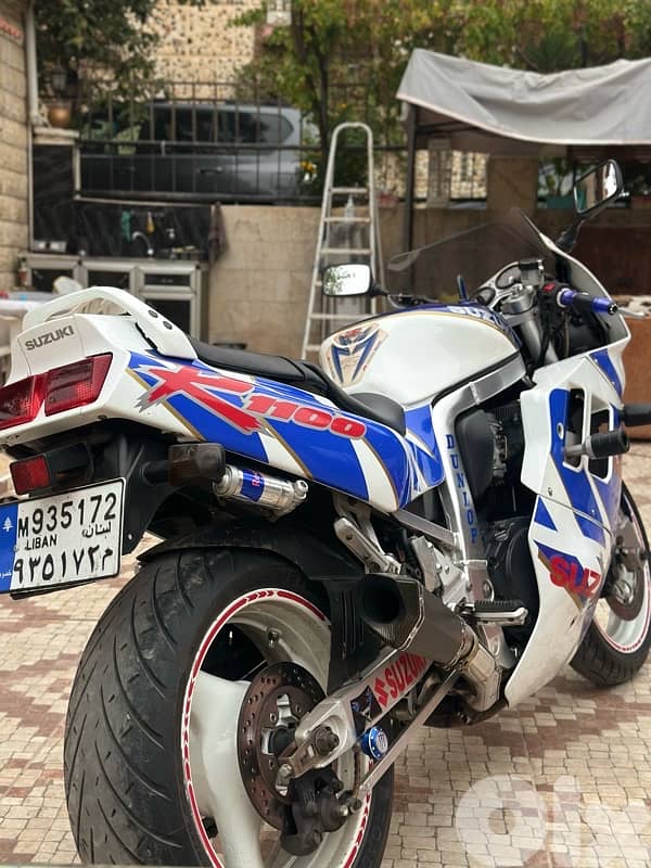Suzuki gsxr 1992 1100 like new 14