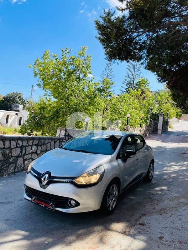 Renault Clio 2013 Super clean !!! 0