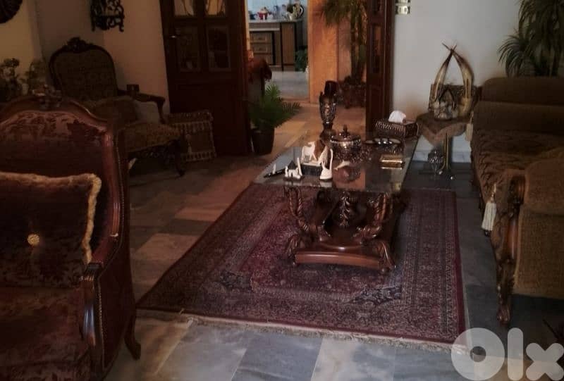 تقمين كنبايات و قعدة موجودين بشارع الجاموس الحدث 5