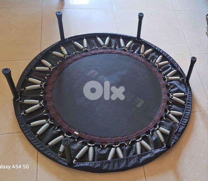 Trampoline UBOUND الاصلية b 40$ 1