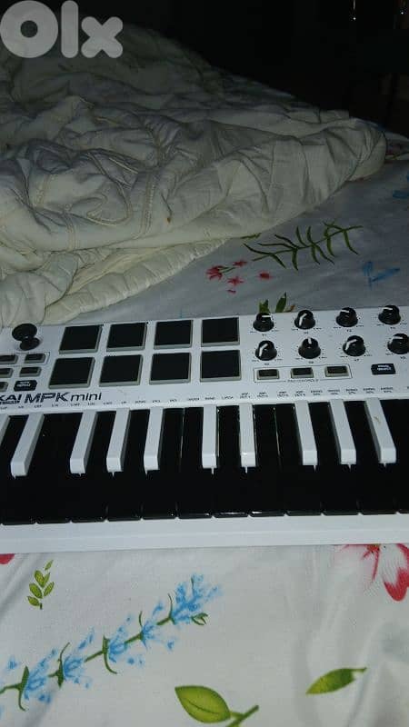 mini akai for production volt 2 interface 1