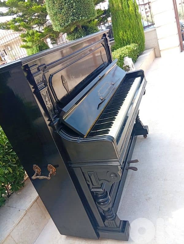 بيانو بلجيكي أصلي HEILBRUNN PIANOS من UR. HAINAUT A MORLANWELZ 2