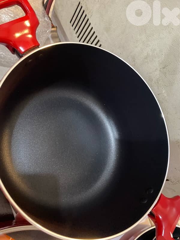 طقم طناجر 4