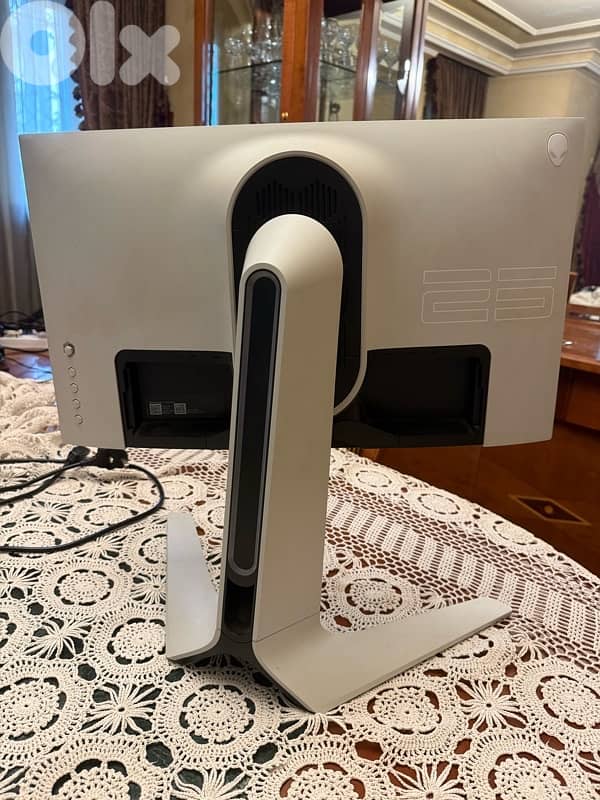 Alienware AW2521HFLA 25 Inch 240 Hz - Gaming 2