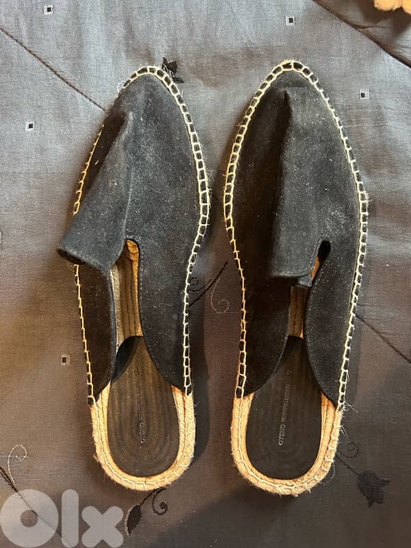 beautiful slippers 0
