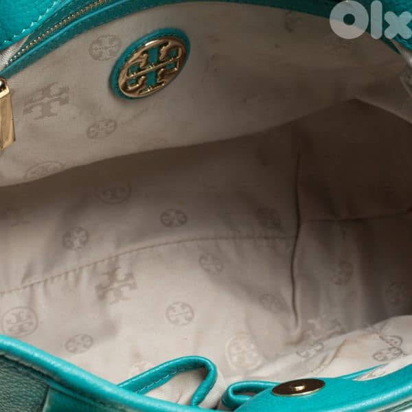 Tory Burch turquoise leather Amanda hobo 4