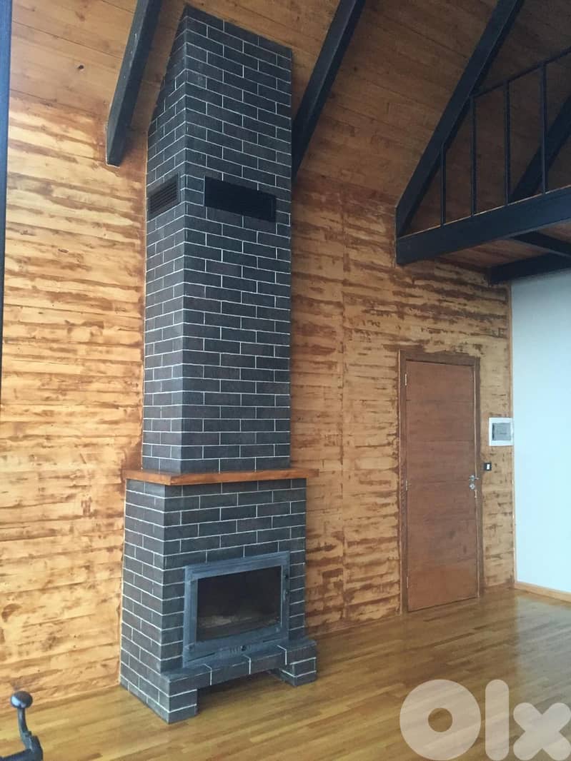 Land with a log house in Chahtoul-Nahr El Dahab 7