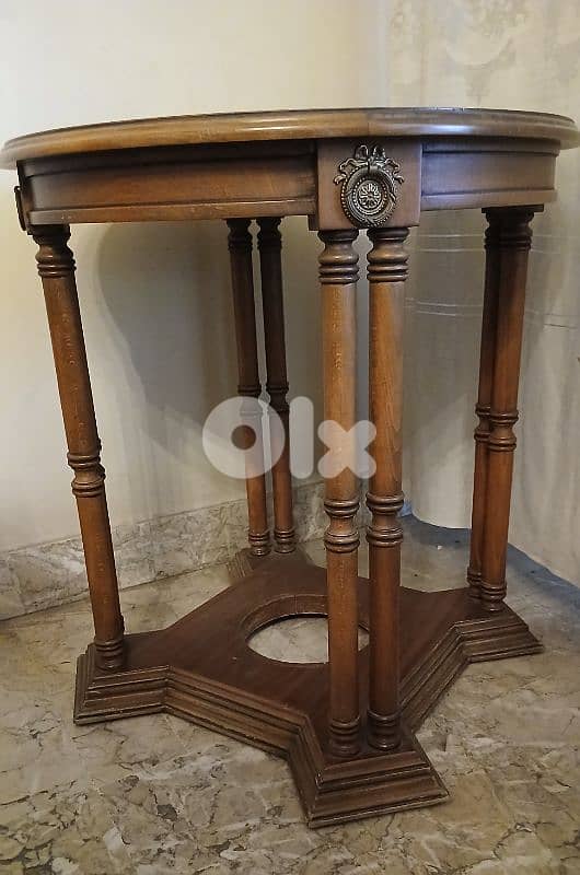 corner table 0