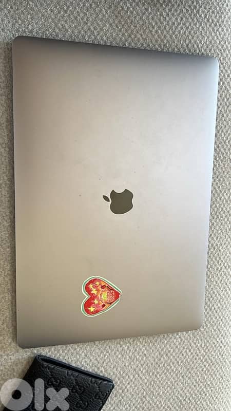 MacBook pro 2019 0