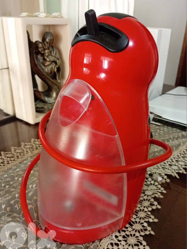 Nescafé Dolce gusto  coffee machine 3