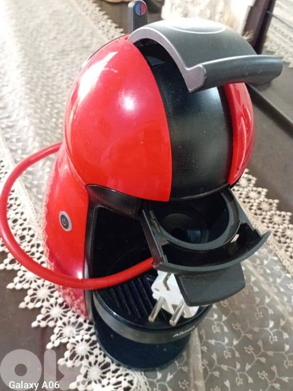 Nescafé Dolce gusto  coffee machine 5