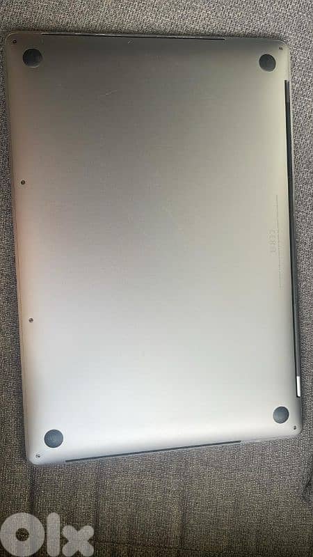 MACBOOK PRO EXCELLENT CONDITION 3