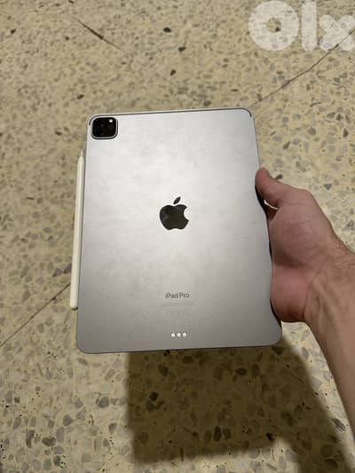 iPad Pro M2 for sale
