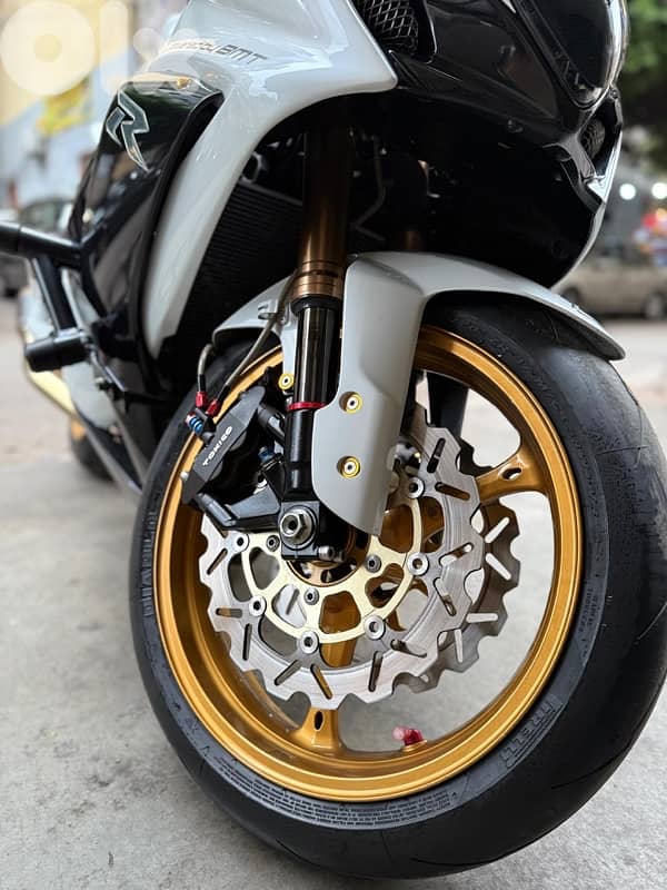 gsx-r k8 5