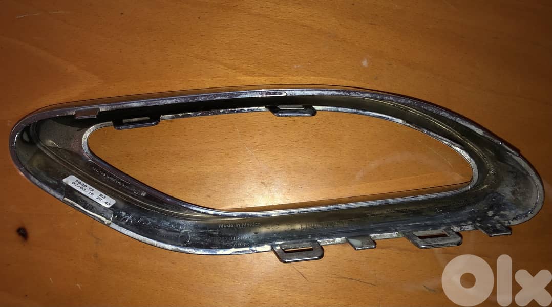 Mercedes Benz GLC 2016 Original Left Tail Pipe Ornament A0008850174 2