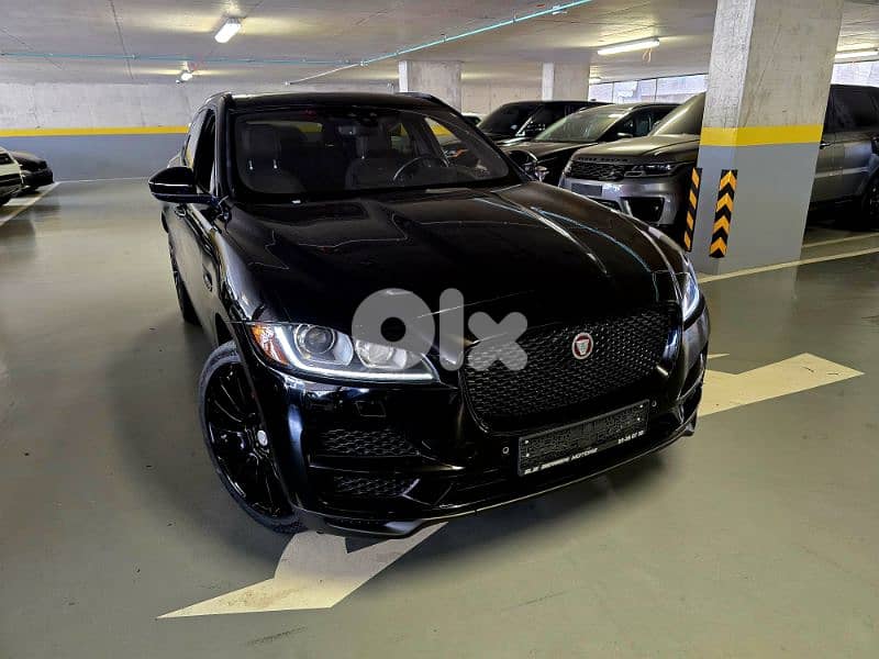 F Pace Premium package Clean carfax 0