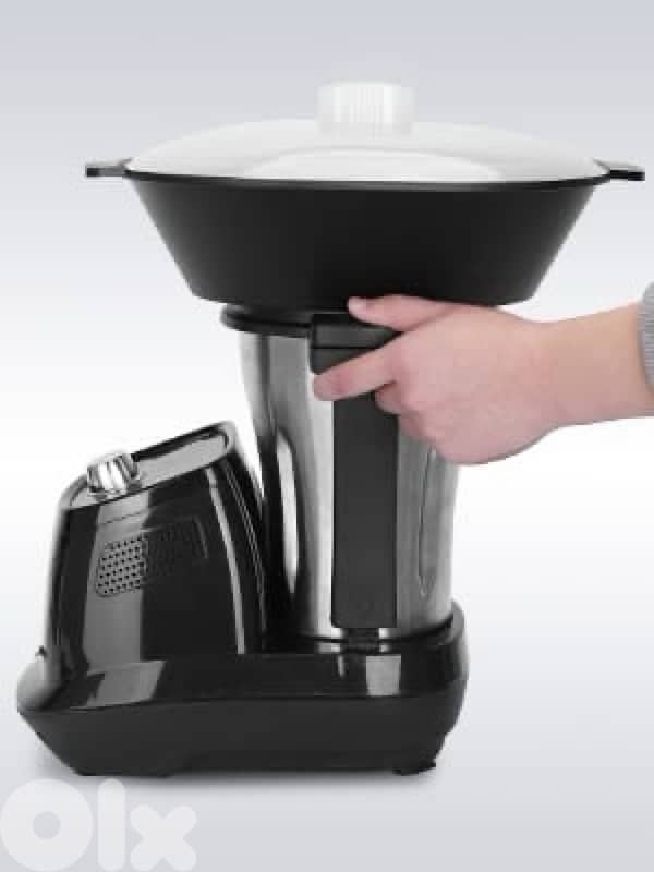 Multifunctional Aigostar cooker and robot 10