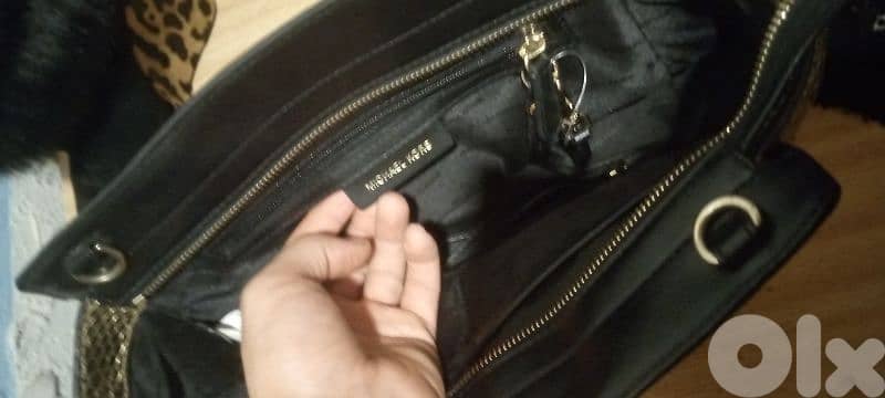 Original hand back with Boot 4