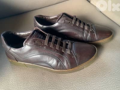 Salvatore Ferragamo leather shoes size 43