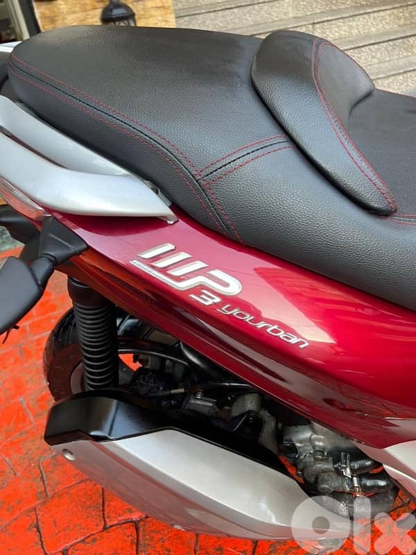 piaggio vespa Mp3 300 cc 3