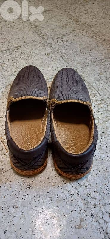Shoes size 43 (Delivery in beirut) 2