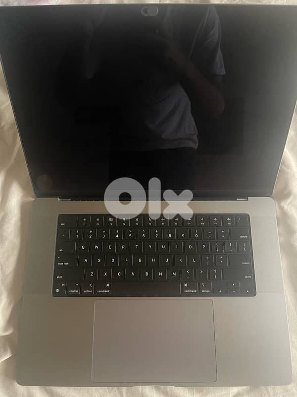 MacBook Pro M1 16’’ 92% battery 2