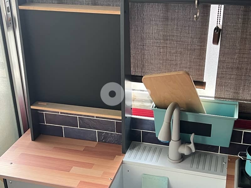 gray kitchen wood good quality like new 3