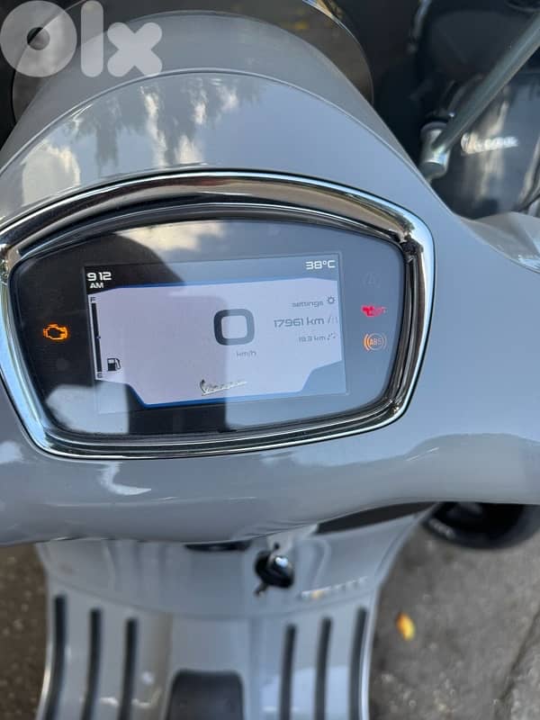 Vespa supertech 300cc 5